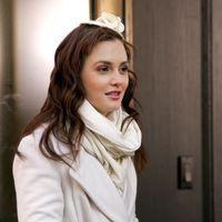 Leighton Meester dressed a winter jacket on the set of 'Gossip Girl' | Picture 112650